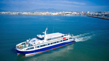 Phú Quý Express - tàu cao tốc 2 thân không say sóng